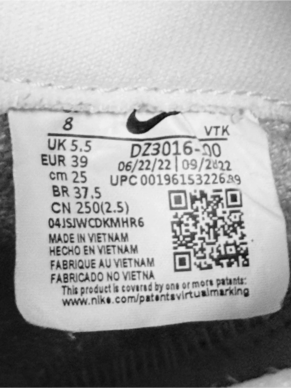 Nike React Infinity 3 Women's White/Fuchsia Running Shoes DZ3016-100 Size 8